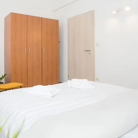 Tatjana Apartment Nečujam